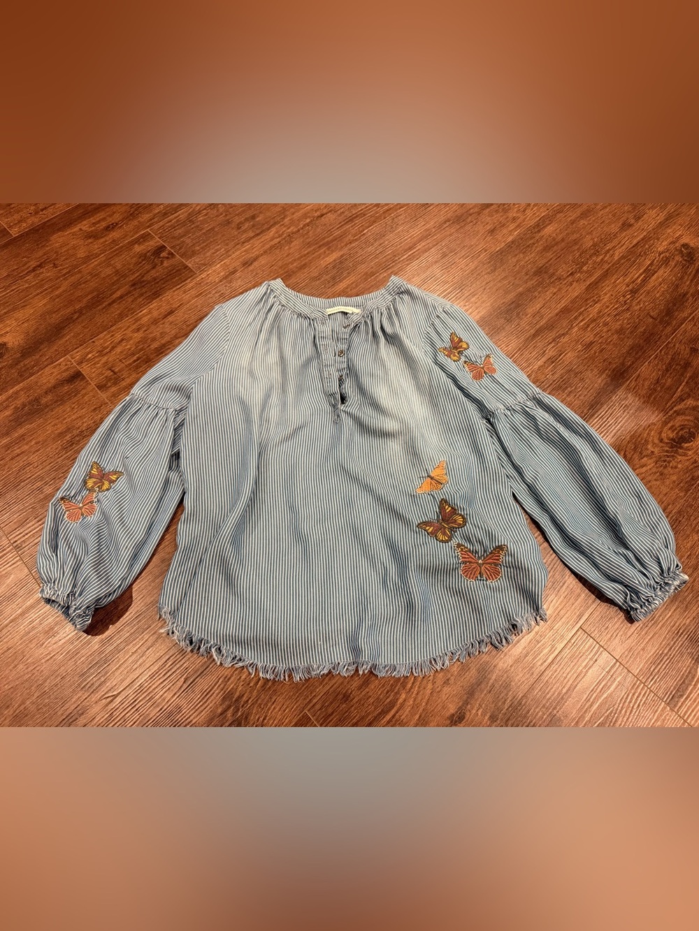 Standard Grace Butterfly Top Boho Bishop Sleeve White/Blue Stripes Size L
